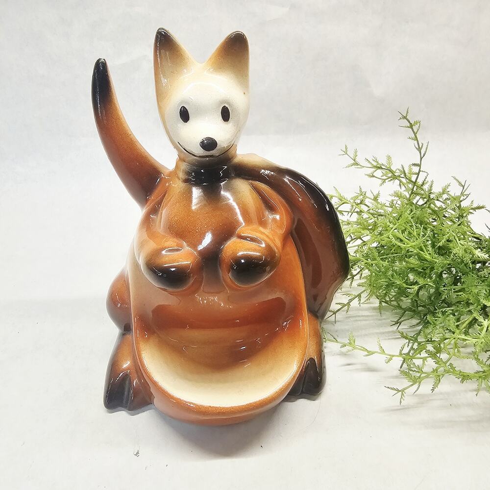 Ceramic Boxing Kangaroo Dresser Caddy Vintage 1956, Fine Ent Inc Pulp Fiction